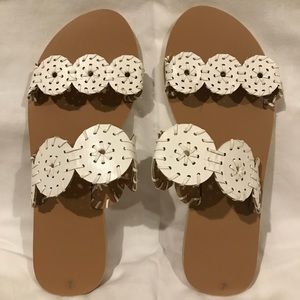 White Sandals Women’s Size 7 BRAND NEW